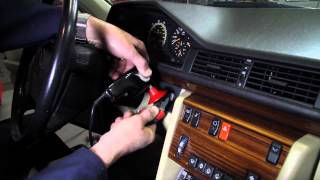 How to quotUnstickquot a Stuck Ignition Key on a 1973 to 1995 Mercedes Benz [upl. by Davina]