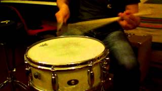 SLINGERLAND HOLLYWOOD ACE snare drum [upl. by Anay489]