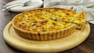 Recette de la quiche au poulet et aux champignons [upl. by Dnomayd]