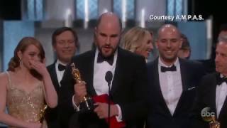 Moonlight or La La Land Best Picture Mixup at Oscars [upl. by Wincer218]