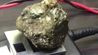 225 45 Grams Carat Uncut Green Kimberlite Stone [upl. by Lowry]