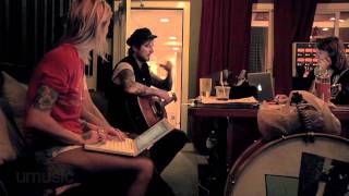 Gin Wigmore Gravel amp Wine Behind The Scenes  umusic [upl. by Arleta669]