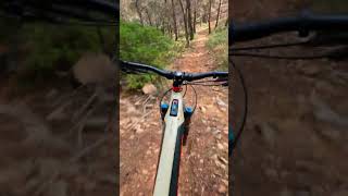 Para abajo 🚴‍♂️⛰️ ebike mtb enduromtb [upl. by Garratt]