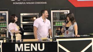 Darren Gough makes Welsh Rarebit with Colliers Powerful Welsh Cheddar [upl. by Maxa113]