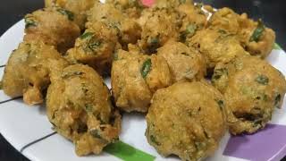 Methi na bhajiyagota  Methi ni recipe  Ahemdabad style methi na gota ni recipe  Meenas kitchan [upl. by Llerreg]