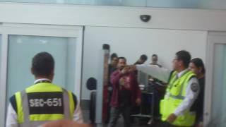 Llegada al aeropuerto de Mon Laferte Lima  Perú 170704 [upl. by Eeralih]