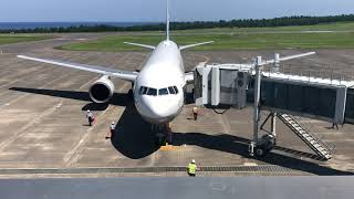 ANA B767300JA604A 鳥取空港着陸からスポットインまで 鳥取でB6はレアです Landing and taxing to the spot at Tottori Airport [upl. by Cavanagh]