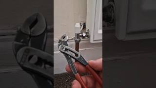 Fastest Trick For Closing Lockshield Radiator Valve [upl. by Adhern]