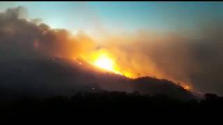 Brigadista filma incêndio na serra de Ouro Branco [upl. by Sternberg]