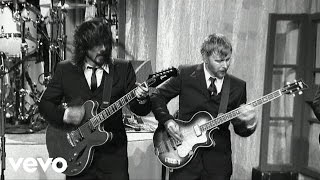 Foo Fighters  Rope Live on Letterman [upl. by Lirrehs]