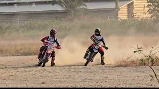 KLX230 vs CRF250 ซ้อม [upl. by Slaughter]