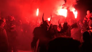 Schaurigbrutal Krampuslauf amp Teufeln  Krampus amp Nikolotag [upl. by Ahteral]