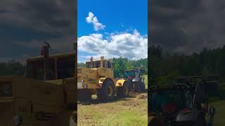 Kirovets K700A vs Valtra Tractor  Kirovets K700 Tug Of War [upl. by Ruthann594]