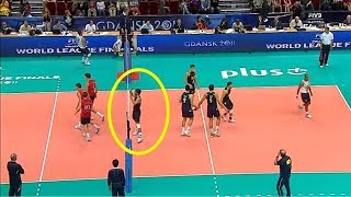 【バレーボール】最高のスポーツマンシップ 相手への敬意を忘れないトッププレイヤー【スーパープレイ】Volleyball Respect Moments [upl. by Annoyik124]