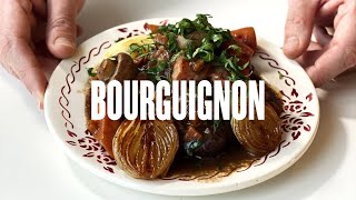 LA RECETTE ULTIME DU BOEUF BOURGUIGNON 🥩🍷 amp oignons caramélisés [upl. by Dnivra]