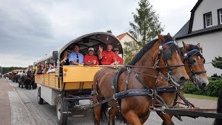 Titanen der Rennbahn fahren durch Brück 2022 [upl. by Olenolin140]