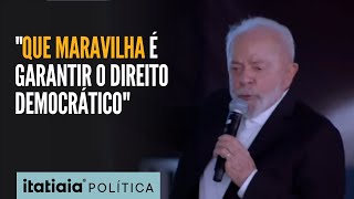 LULA PARA GREVISTAS COM CARTAZES DURANTE EVENTO QUE MARAVILHA É GARANTIR O DIREITO DEMOCRÁTICO [upl. by Ingmar]