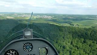 Landeanflug mit 250 kmh Marpingen Duo Discus Landung Akaflieg Segelfliegen Segelflug Saarbrücken [upl. by Gasper]