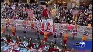 2006 McDonalds Thanksgiving Parade  Ringling Bros and Barnum Bailey Circus [upl. by Neddy720]