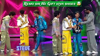 Remo Sir Ne Steve Sanchit or Tejas ko Gift kiye Shoes  IBD Vs Super dancer New Episode [upl. by Armilda449]