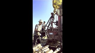 workover well rig ad drilling oil tripping [upl. by Bradley]