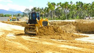 Shantui SD 16 E Bulldozer Works NonStop Leveling the Ground [upl. by Haldes917]