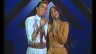 Miguel Bosé y Daniela RomoTe amaré [upl. by Wilkinson319]