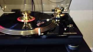 TECHNICS SL 1200 LTD GOLD [upl. by Ytsihc942]