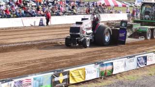 Jeff Hirt Runnin Bare pulling in Mound City Missouri [upl. by Ardnwahsal414]