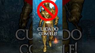 CUIDADO COM ESSE CARA EM DARK SOULS darksouls [upl. by Ettedanreb976]