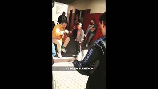 Niño gitano cantando increíble  👏🏻 [upl. by Lekram732]