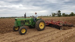 John Deere 4020 Discing with the Case 3800 Disc [upl. by Spancake]