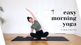 Yoga Morgenroutine für Anfänger  15 Minuten Easy Morning Stretch [upl. by Ardnasirk736]