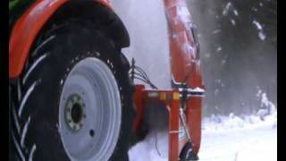 GLOBUS Snøfres GSF255 Snow Blower [upl. by Eidnam]