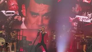 Robbie Williams  Christmas Baby Please Come Home  Let Me Entertain You  Live  SSE Arena [upl. by Auqemahs]