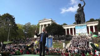 Oberbürgermeister Dieter Reiter  Bayerischer Defiliermarsch  Standkonzert der WiesnKapellen 2015 [upl. by Merline]