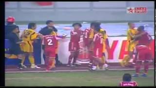 AFF Tiger Cup 2004 Malaysia 1 4 INDONESIA SEMIFINALS [upl. by Enyawed]