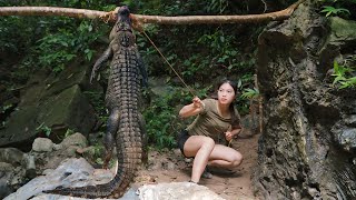 skills crocodile trap stream fishing survival alone [upl. by Lough]