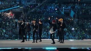 KCON LA 2017 GOT7 Never Ever 170820 Fancam [upl. by Hsetih]