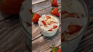 Fresas con crema saludables postre saludable recetas faciles [upl. by Nednyl]