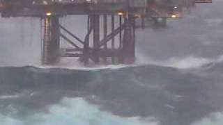 HUGE WAVE HITS DUNBAR OIL RIG NORTH SEA [upl. by Diana]