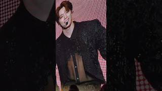 💎 Dino Seventeen Right Here Chicago Fancam 241022 Dino 이찬 디노 李燦 Seventeen Shorts SVT 🦖 [upl. by Moir961]