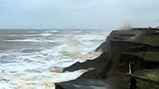 Destructive waves at Skipsea [upl. by Bozuwa508]