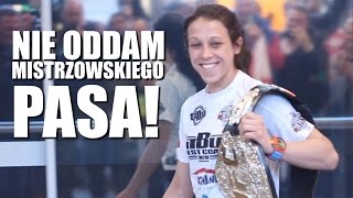 Joanna Jędrzejczyk wróciła z pasem UFC do Polski [upl. by Dinsdale]