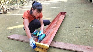 Design a feeding trough for piglets using natural wood build farms  Ban Thi Diet [upl. by Ecertak]