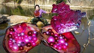 😱😱Giant clams beautiful and charming pearls purple jade dragons want to take the girls pearl [upl. by Rebmac]