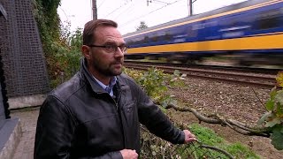 Treinen denderen langs onze achtertuinen Sharon Dijksma op bezoek in Moerdijk [upl. by Saibot]