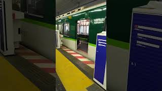 【最初の京阪ホームドア】京橋駅一番線 ホームドア閉め 鉄道 [upl. by Phaedra]