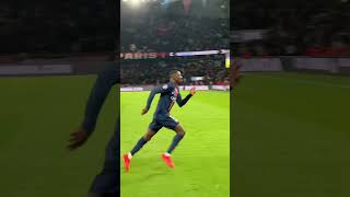 La nouvelle célébration de Dembélé 😂 ligue1 ligue1mcdonalds dembele psg funny [upl. by Suiratnauq]