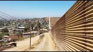 Contra el muro de Tijuana un viaje al limbo de los deportados por Estados Unidos [upl. by Tracay235]